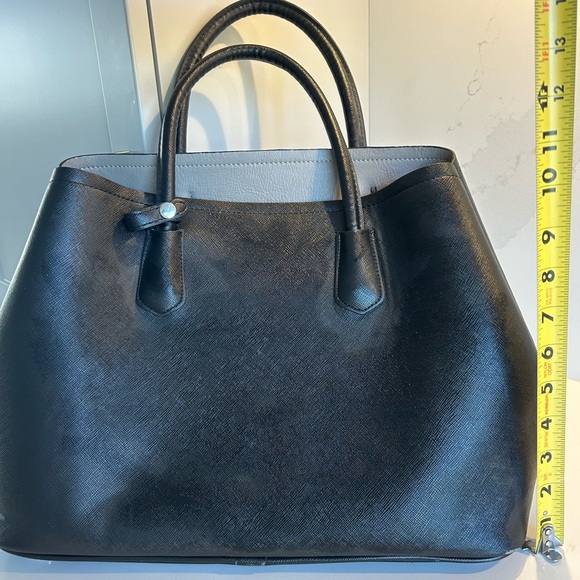 Browns Shoes black leather bag with compartments - Picture 6 of 6